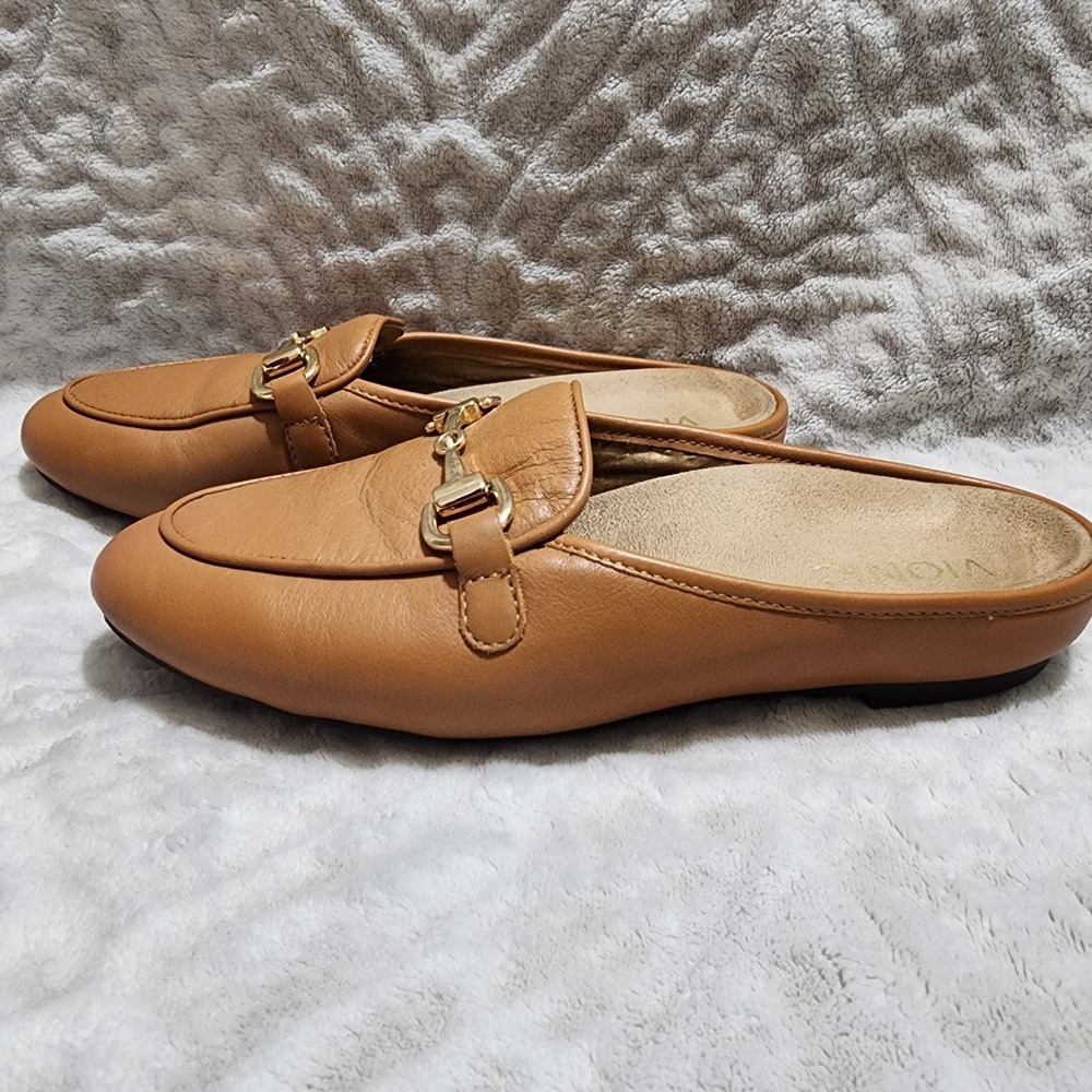 Vionic Adeline Horsebit Mules Loafers Shoes  Women's  Size 6.5 Wide Camel